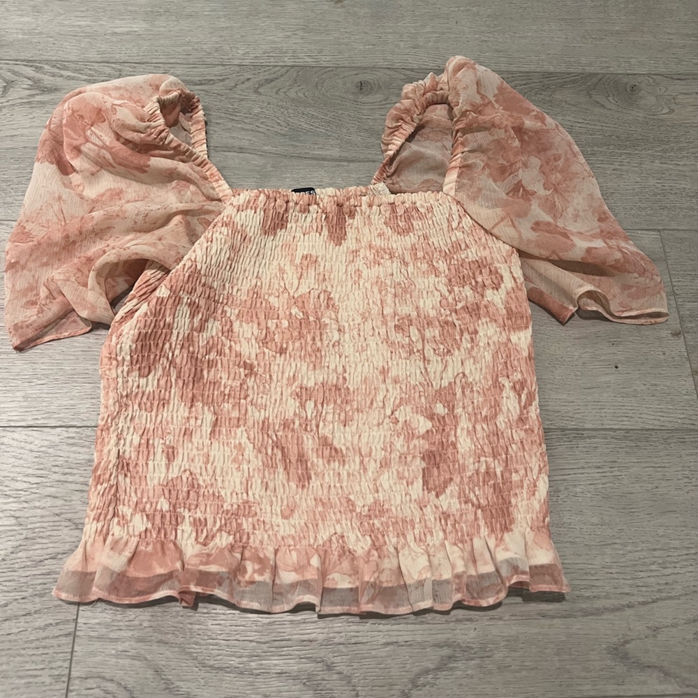 Express top in perfect condition size small